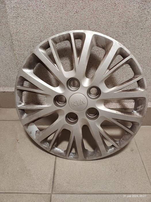 Sprzedam komplet  kół z oponami zimowymi Kia Cee'd ll