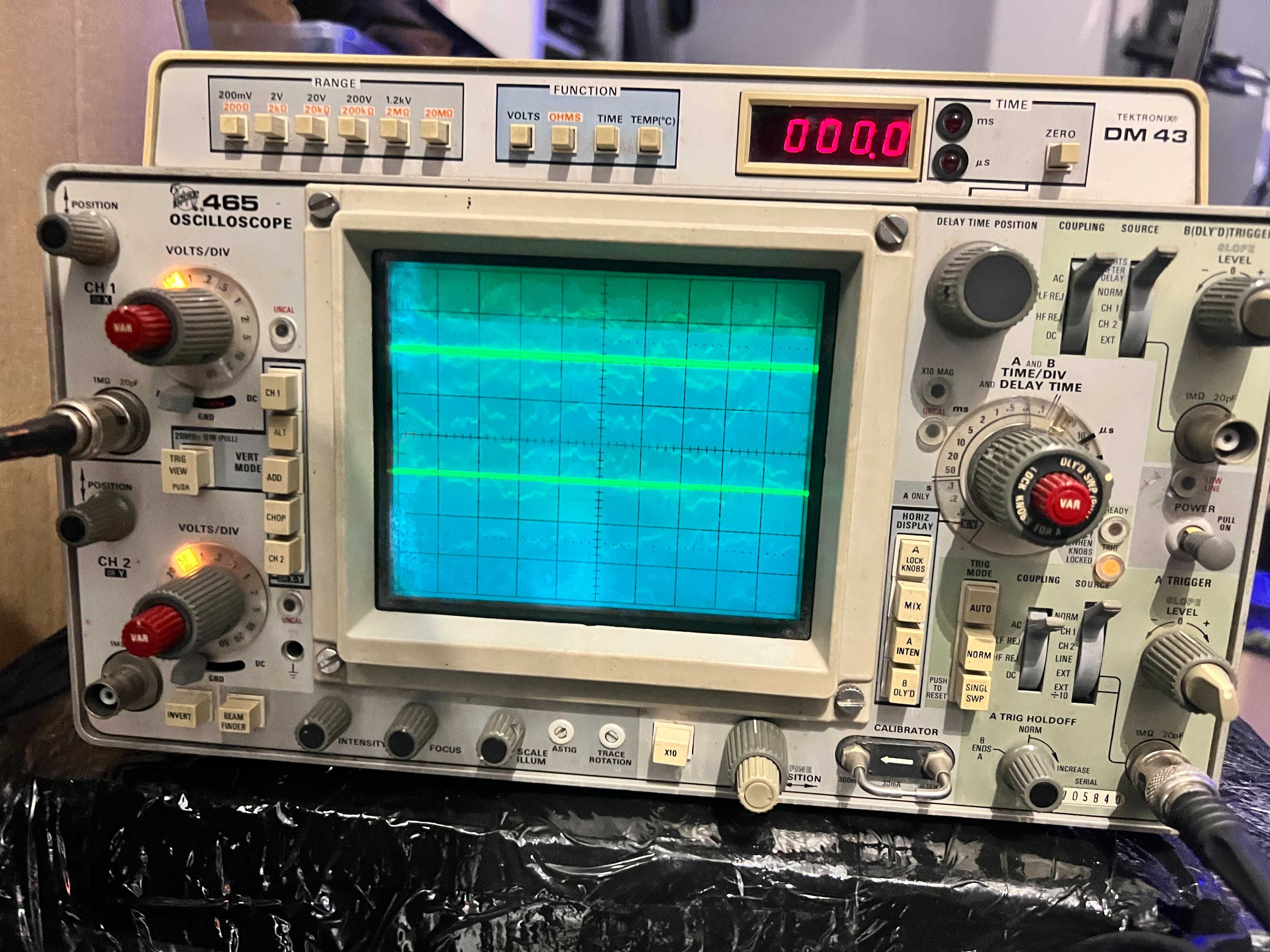 TEKTRONIX 465 Oscyloskop 2-kanałowy+ moduł multimetra + 1szt na części
