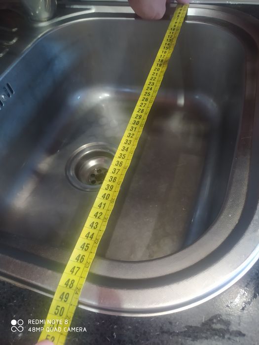 Мийка з нержавіючої сталі зі змішувачем