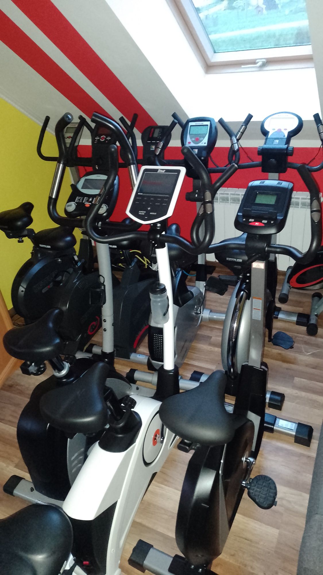 Rower stacjonarny elektromagnetycznyRechabilitacyjnyTre