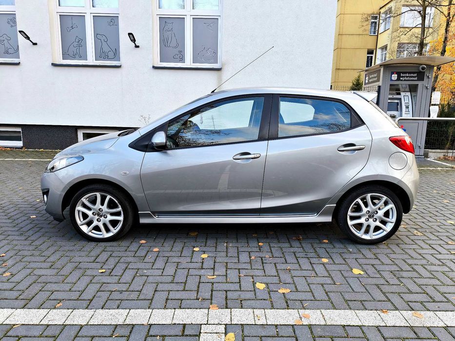 Mazda 2 1.5 Sport Lift benzyna 2013r. 1wł. Bezwypadkowa !