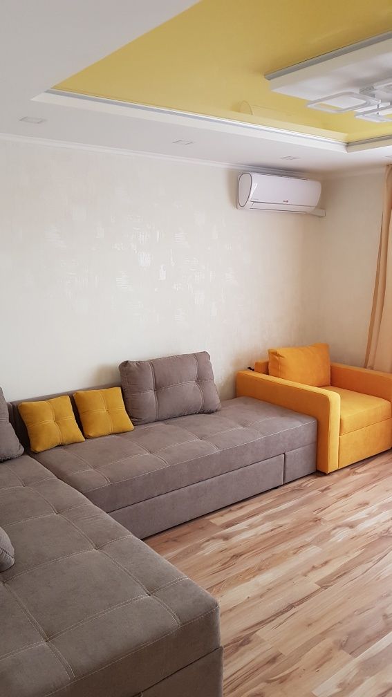 1 кімнатна квартира у центрі, вул Паркова, 8