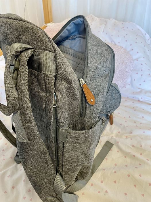 Mochila bebé passeio