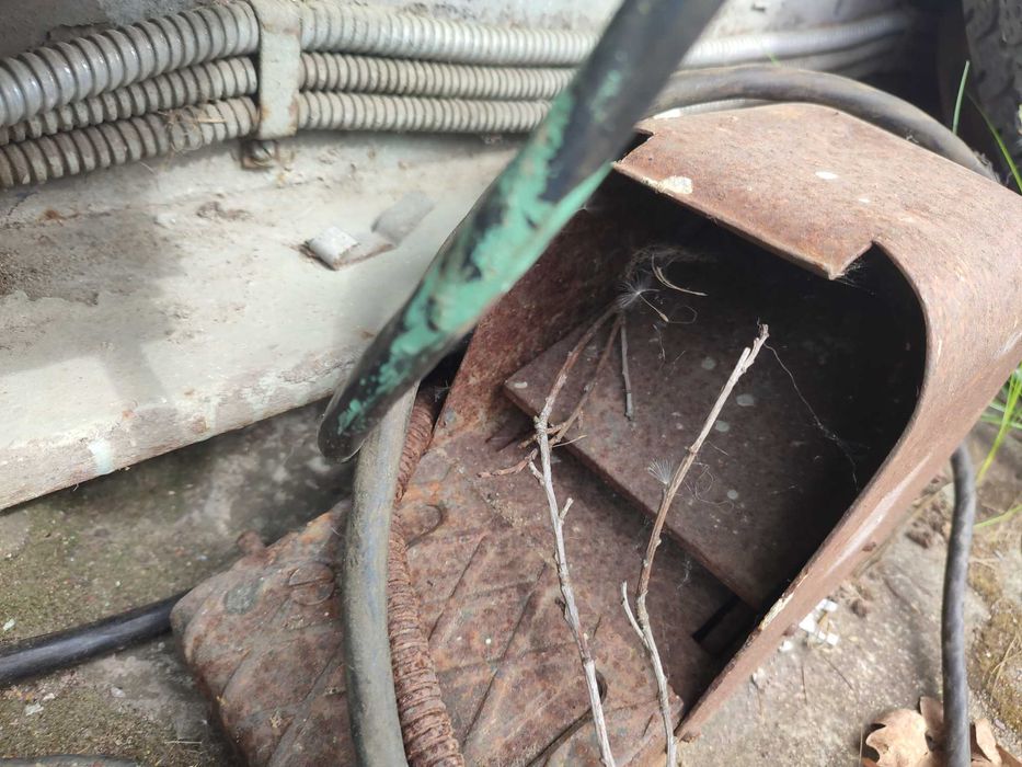 Gilotyna nożyce do blachy NG-3  do 4.6 mm i długosci 2m sprawna