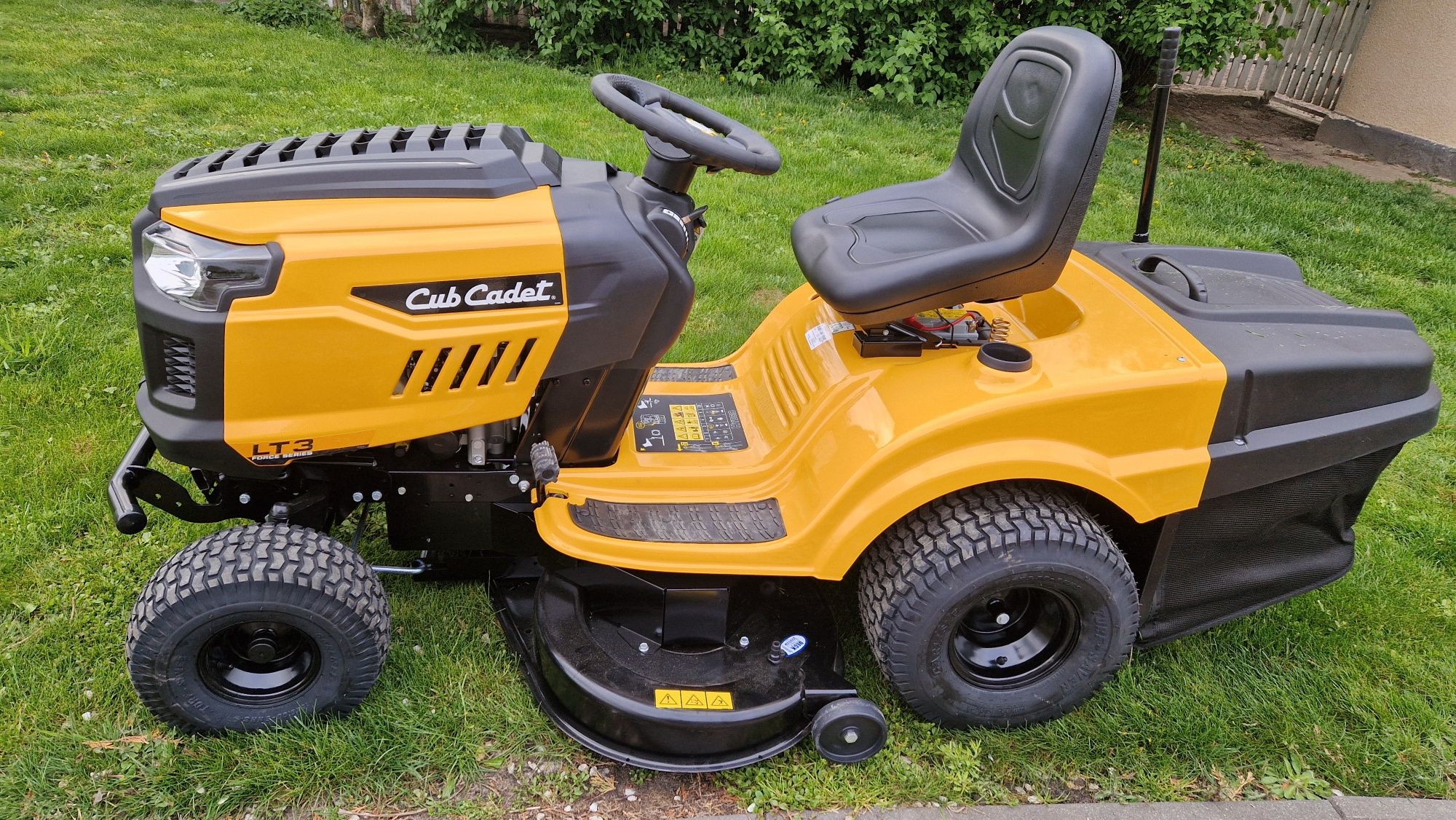 Kosiarka Cub Cadet LT3 force series