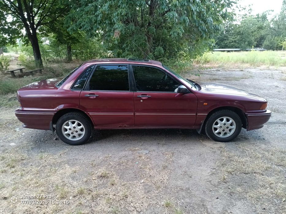 Продам Mitsubishi Galant 1992