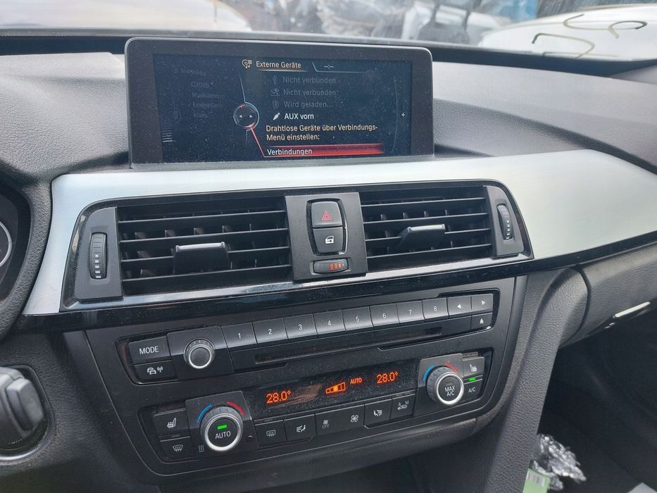 BMW 3 GT F34 F30 F31 ekran wyświetlacz nawigacji duży 8,8