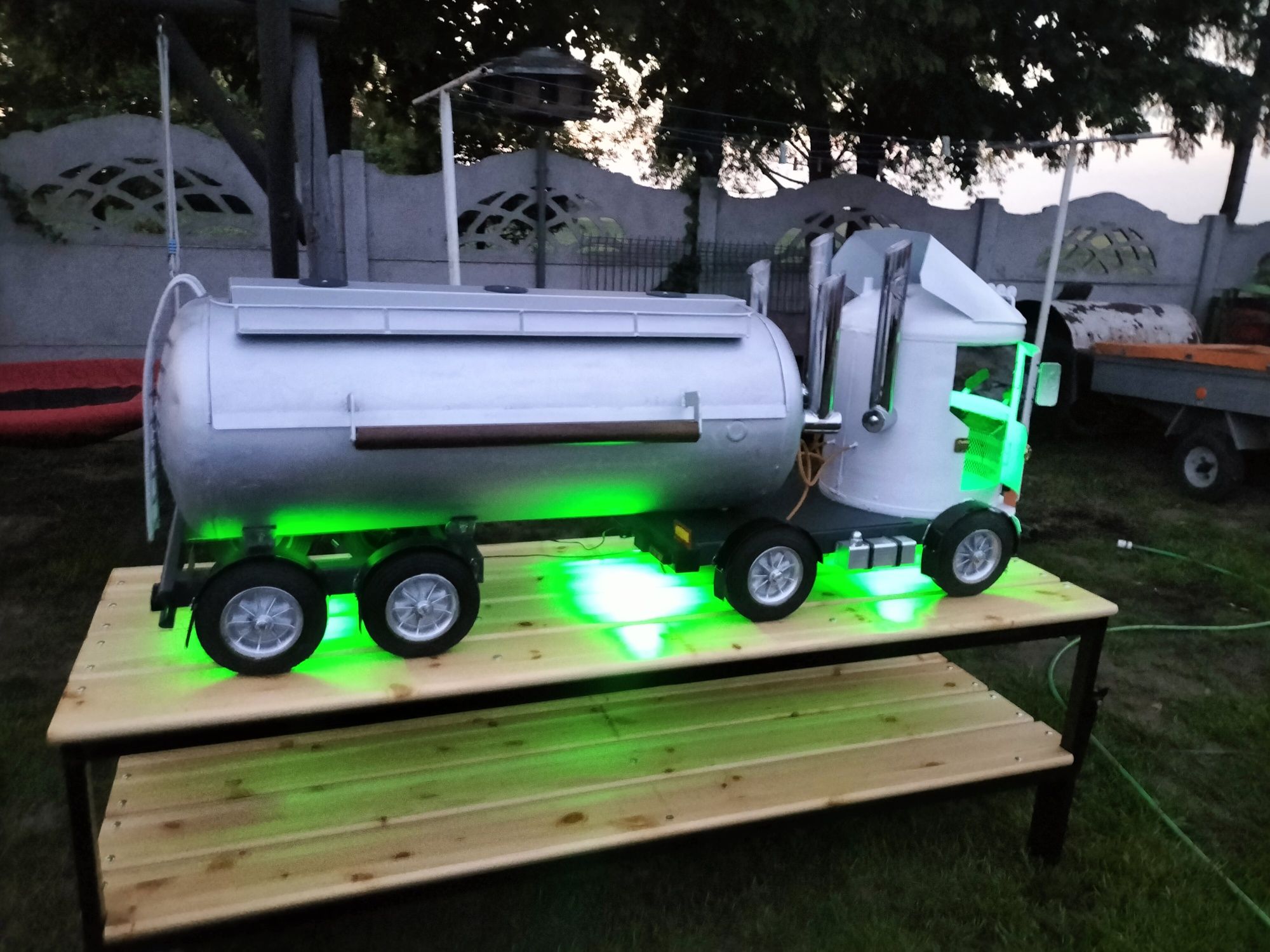 Grill XXL cysterna