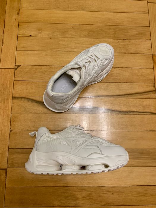 Кросівки жіночі Lonza білі