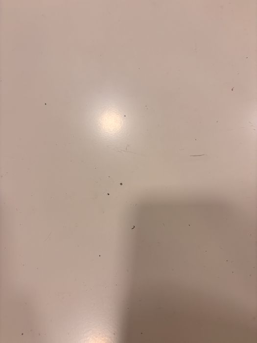 2 Secretárias.