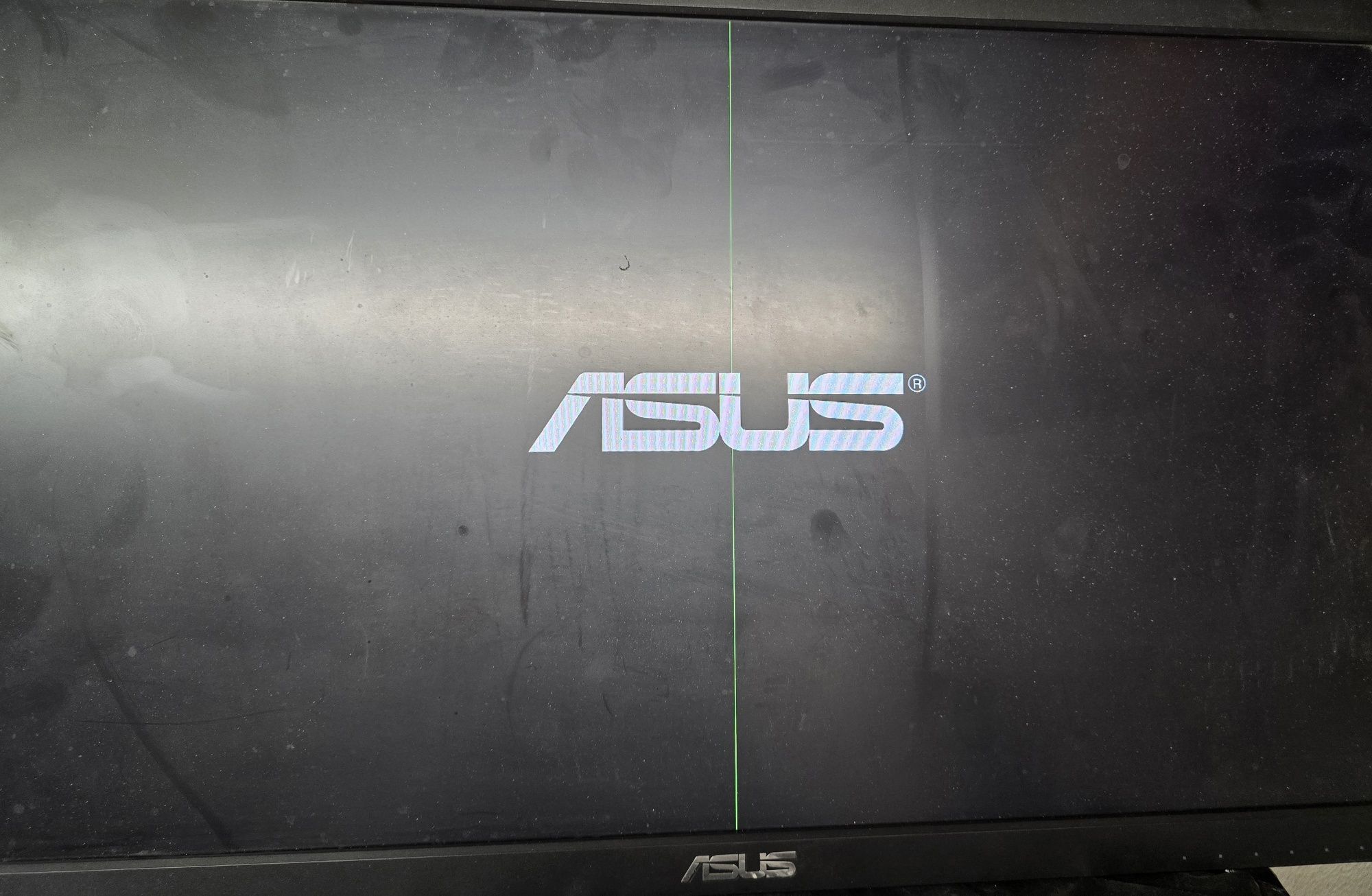 Monitor Asus 17"