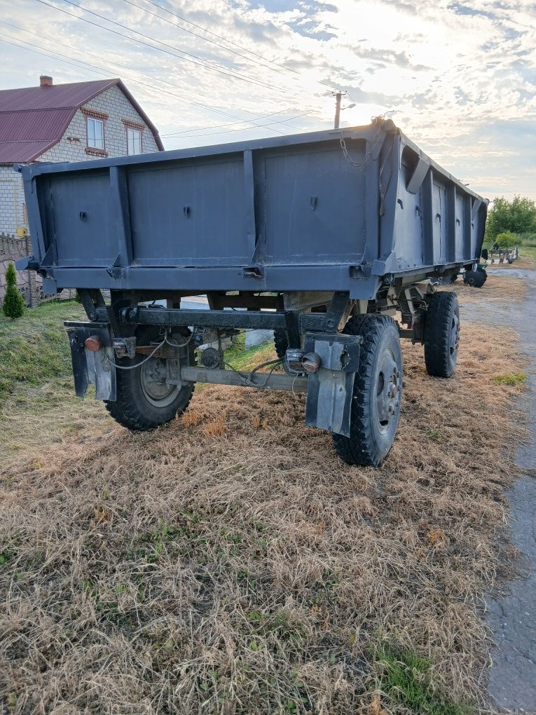 Причіп тракторний зіловский