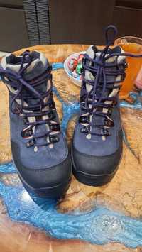 Buty trekkingowe firmy SALOMON