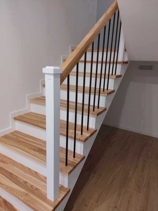 Schody dębowe komplet