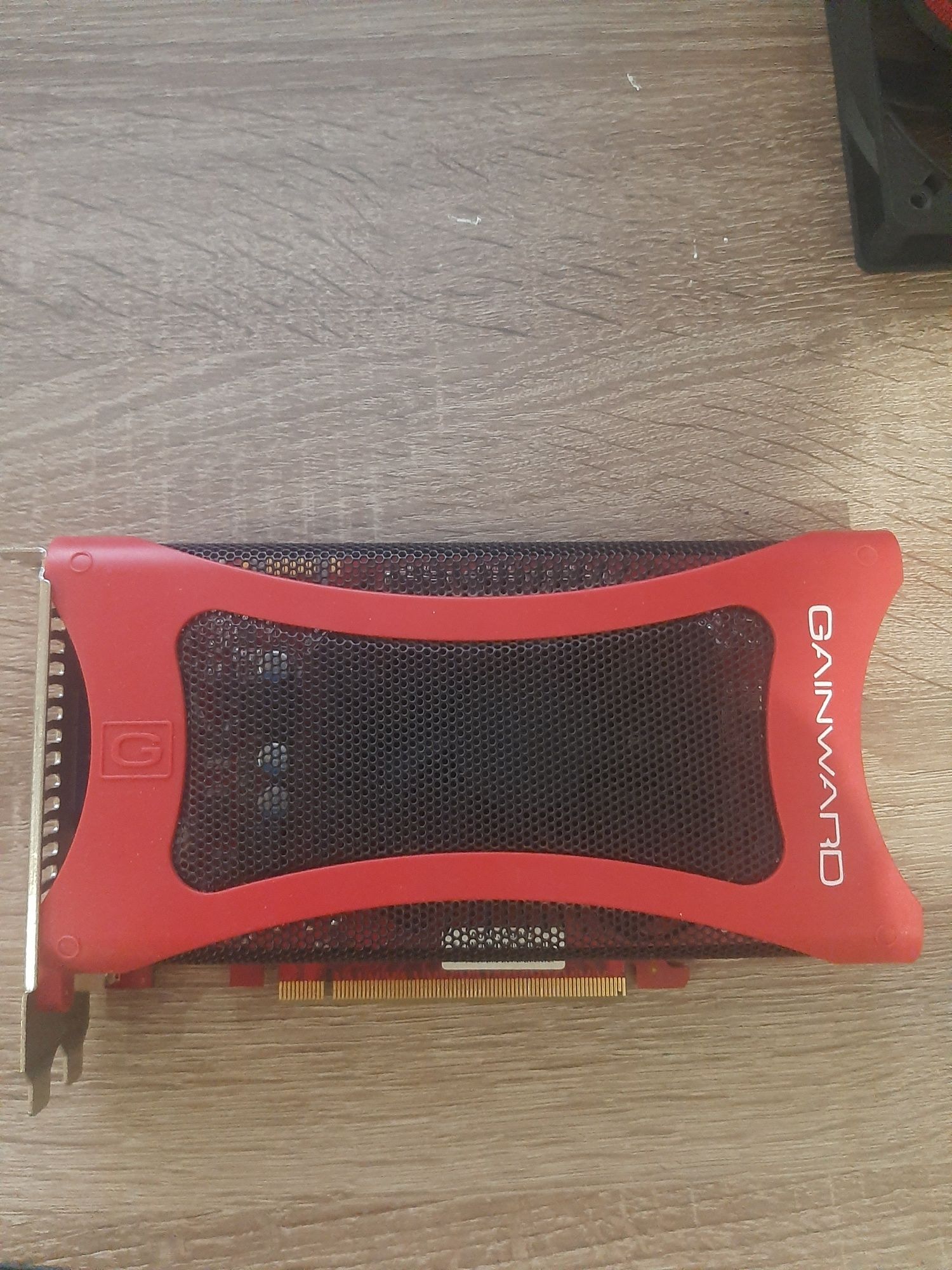 Продам відкокарту geForce 9600gt 512mb