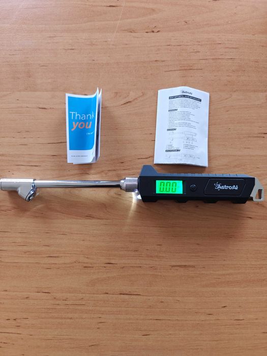 Cyfrowy miernik ciśnienia w oponach (ciężarówka)