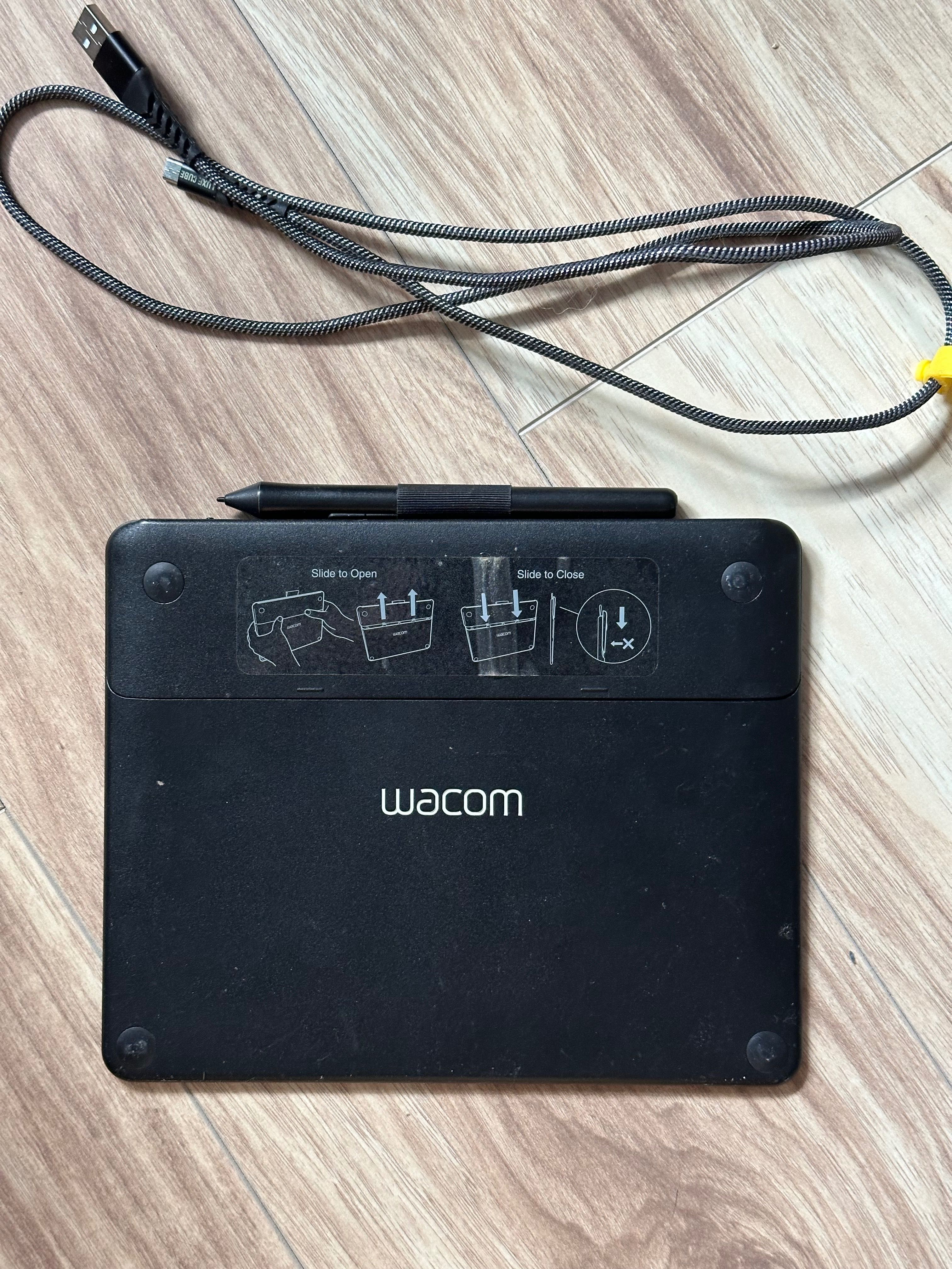 Графічний планшет Wacom Intuos Comic Pt S North