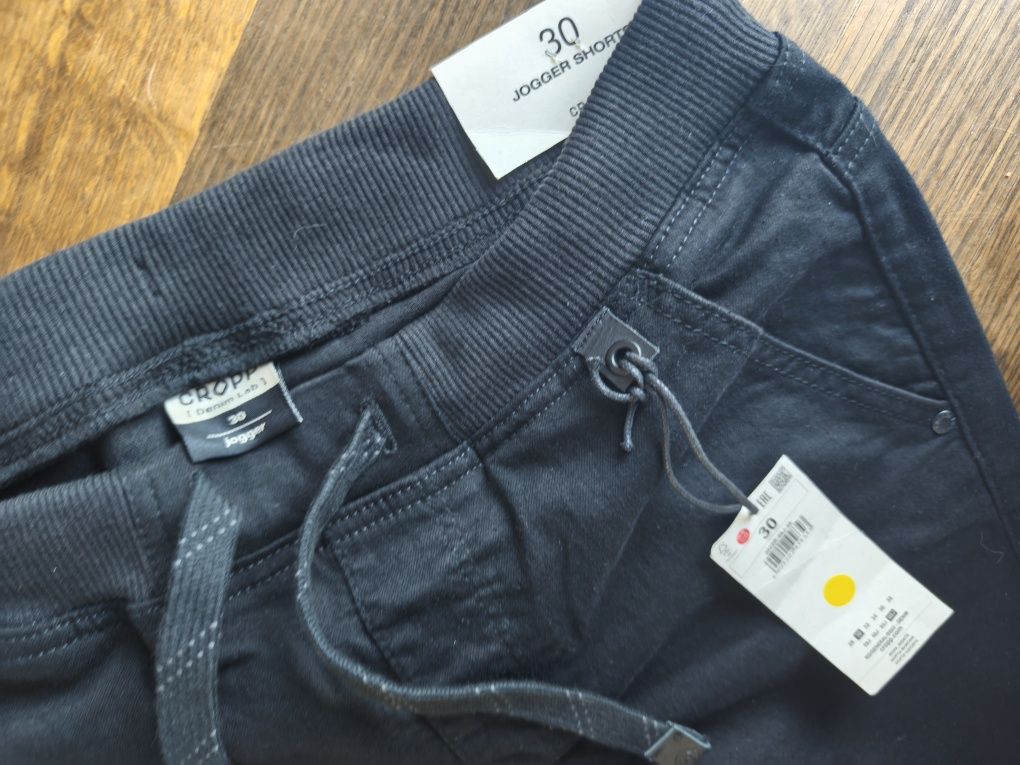 Spodenki Cropp rozmiar 30