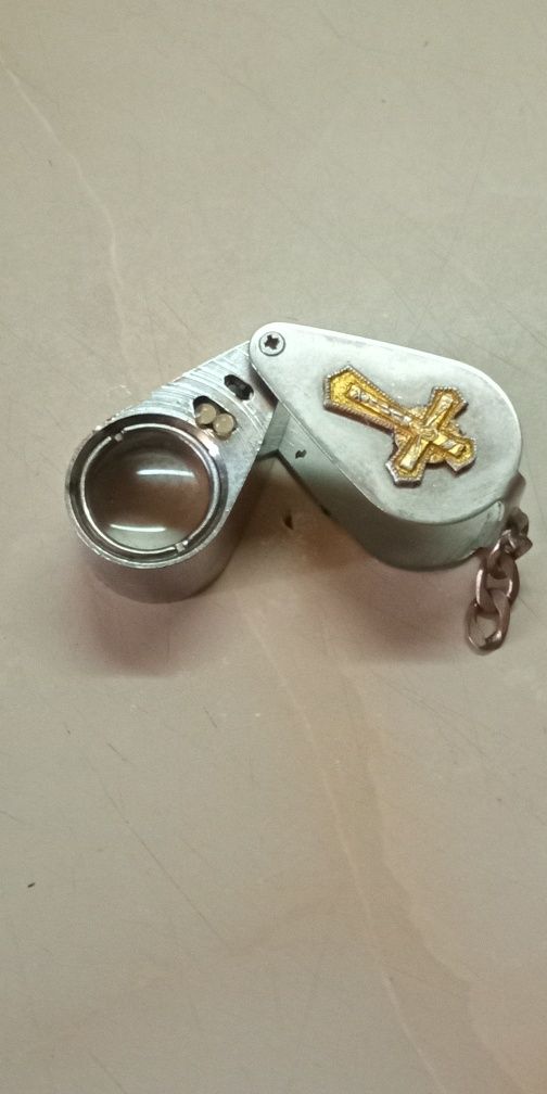 Продам Лупы разные.