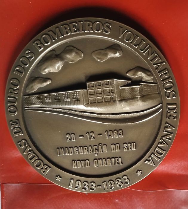 Medalha inauguração quartel bombeiros Anadia