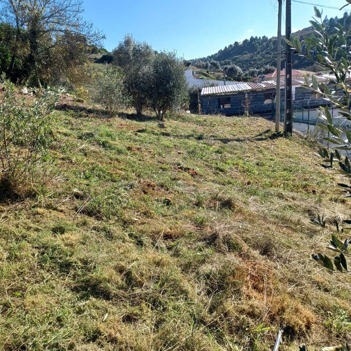 Terreno Urbano com Vista Magnífica a 40 minutos de Lisboa!