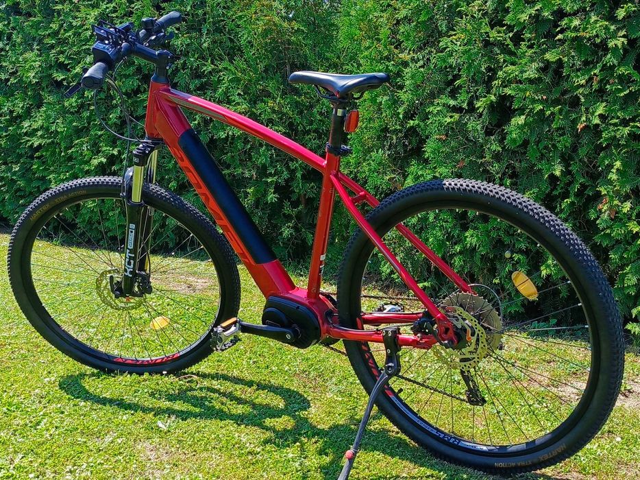 Rower elektryczny marki Romet E Rambler E 9.0 Roczny Stan jak Nowy