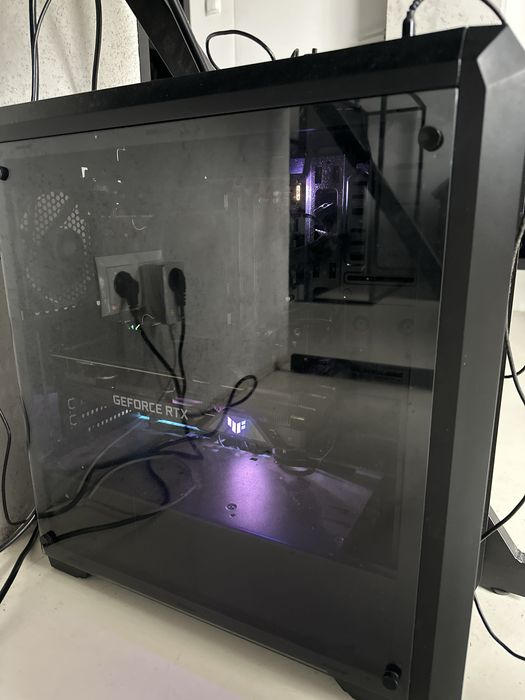 Komputer gamingowy i7-8700k GTX 1070 Ti 16 GB Ram DDR4