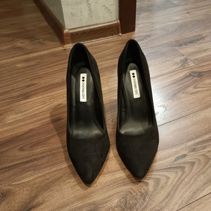 Buty na obcasie czarne wysoki obcas