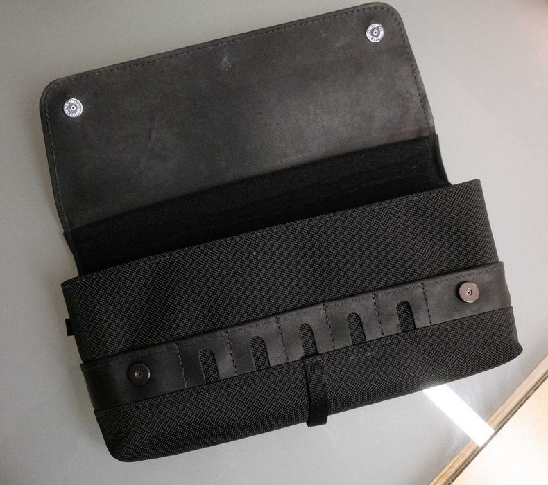 Asus ROG Ally Z1 Extreme + Dysk 2TB + dbrand Killswitch + WaterField