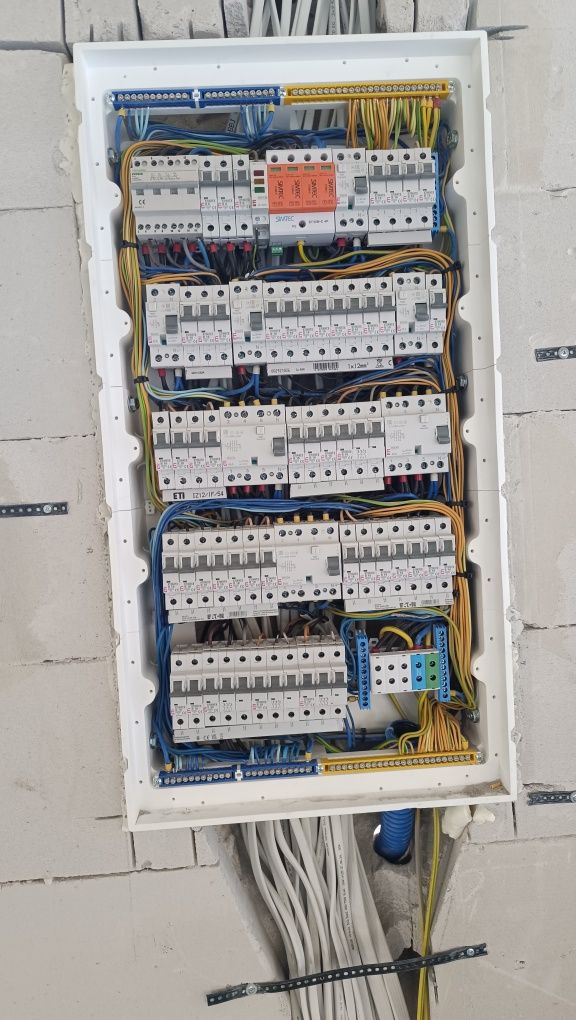 Elektryk nowe i stare instalacje