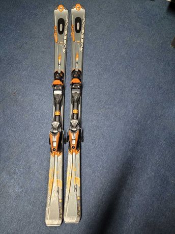 Narty zjazdowe z wiązaniami męskie Rossignol 154cm taliowane