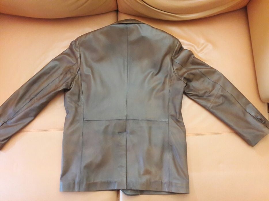 Чоловічий шкіряний піджак