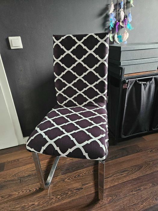 Pokrowce na krzesła wzór biało czarne elastyczne uniwersalne 4 sztuki