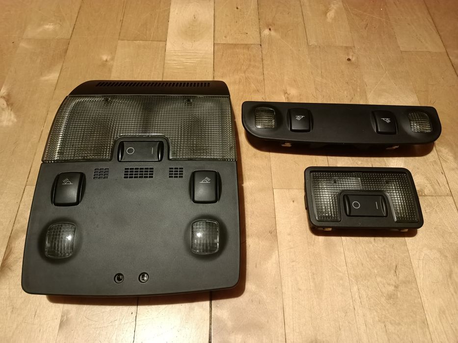 Czarne lampki podsufitki sline z mikro do Audi A4 S4 B6 B7 kombi avant