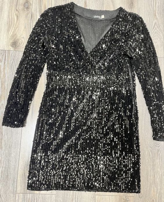 Продам святкову сукню