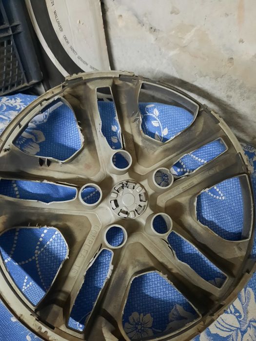 Ковпаки Renault R16 під металеві диски оригінал