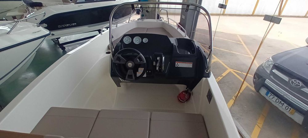 Barco QUICKSILVER Activ 455 open motor Mercury 50hp ELPT EFI    NOVO