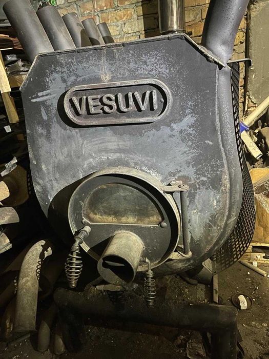 Печь-булерьян VESUVI  с варочной поверхностью и перфорацией до 400м2