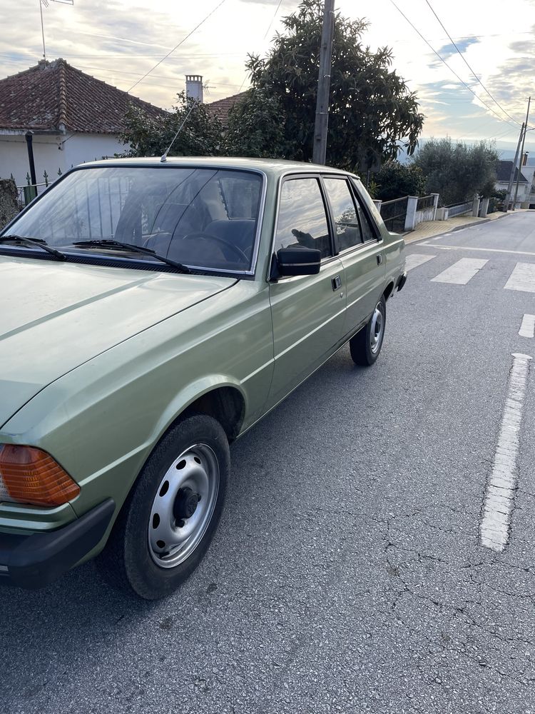 Peugeot 305 GR 1979