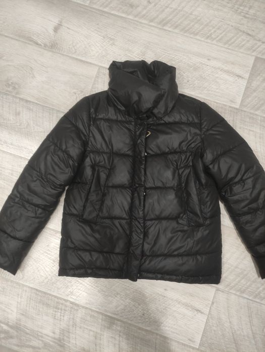 Дитяча курточка дівчинка