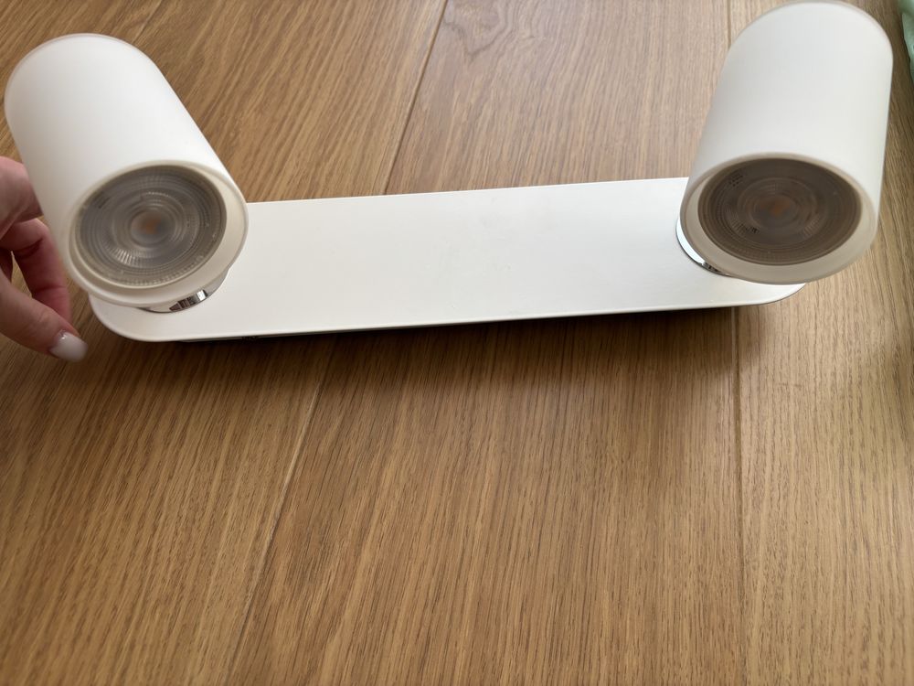 Lampa, listwa oświetleniowa