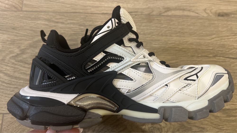 Кросівки Balenciaga