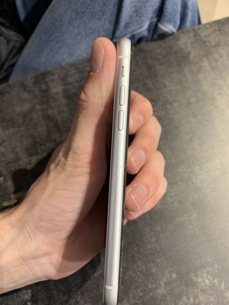 Iphone xr 64 Белый