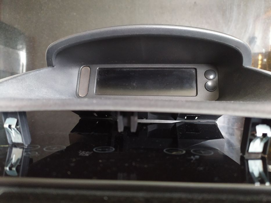 Painel rádio leed Renault Clio IV