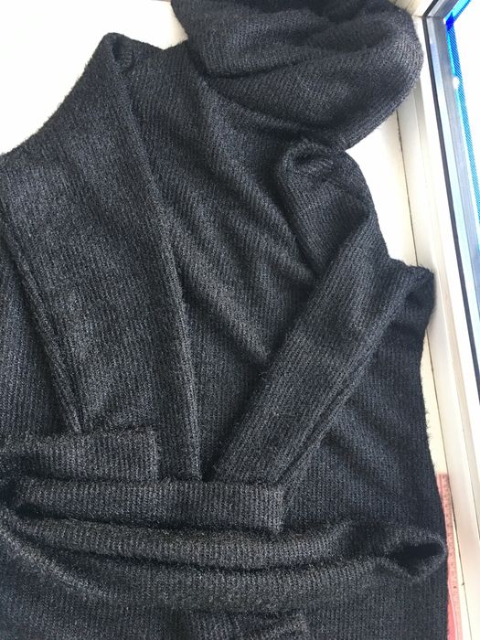 Плаття під пояс.