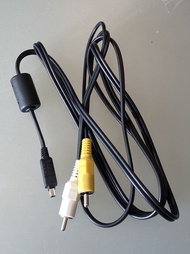 Шнури кабелі підключення техніки