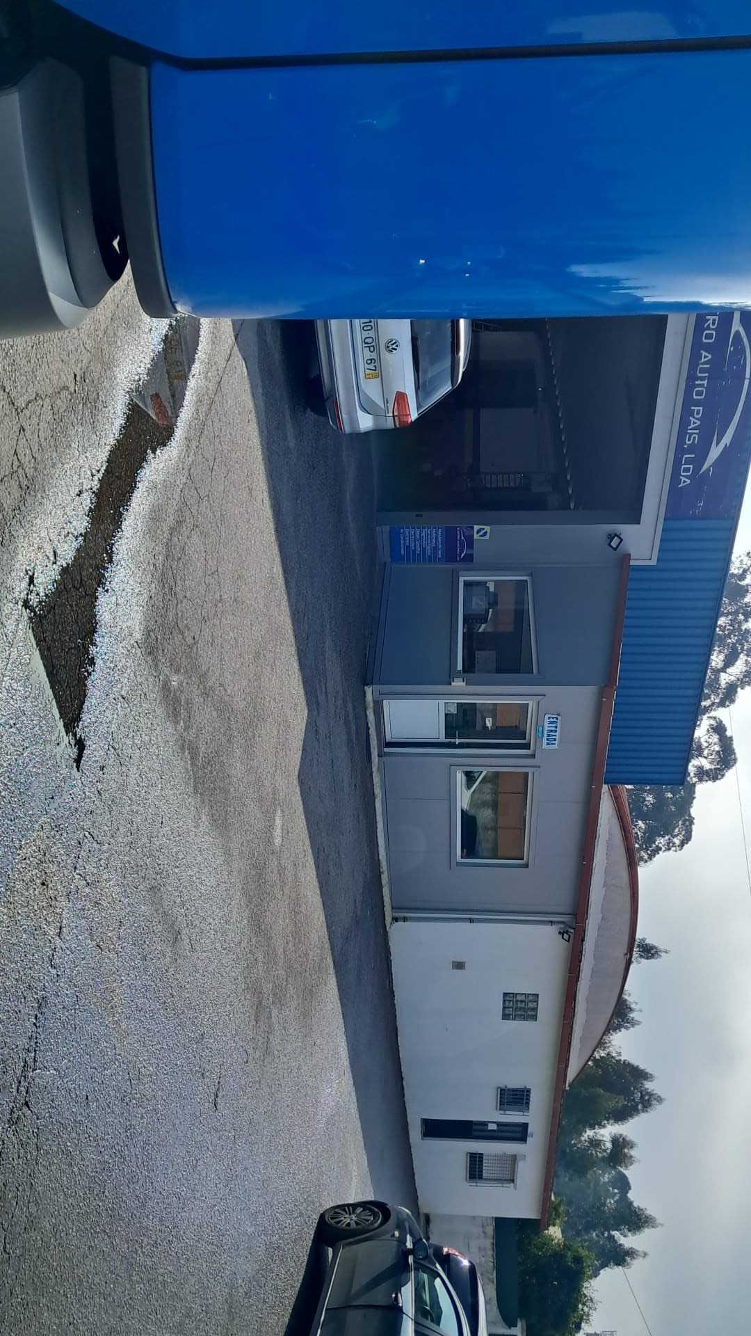 arrenda-se, vende-se, trespassa-se oficina de automóveis