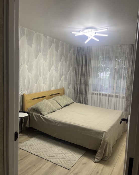 Продаж трикімнатної квартири