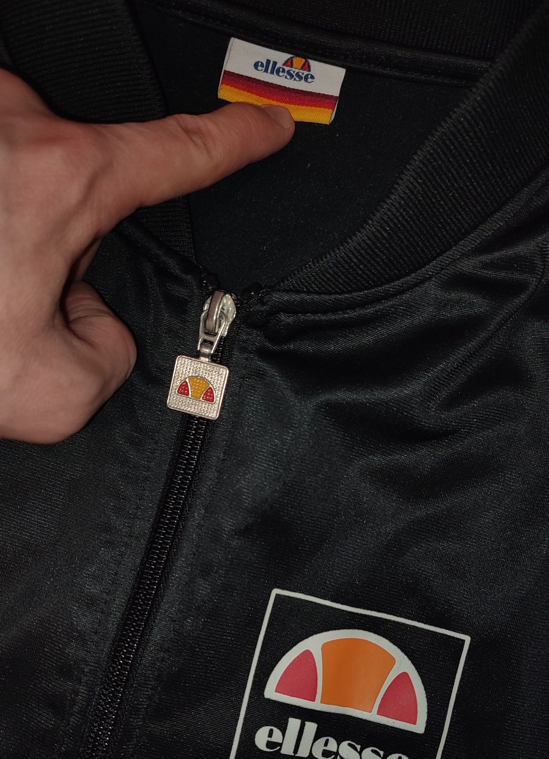 Олімпійка Ellesse Perugia на лампасах (Розмір S)