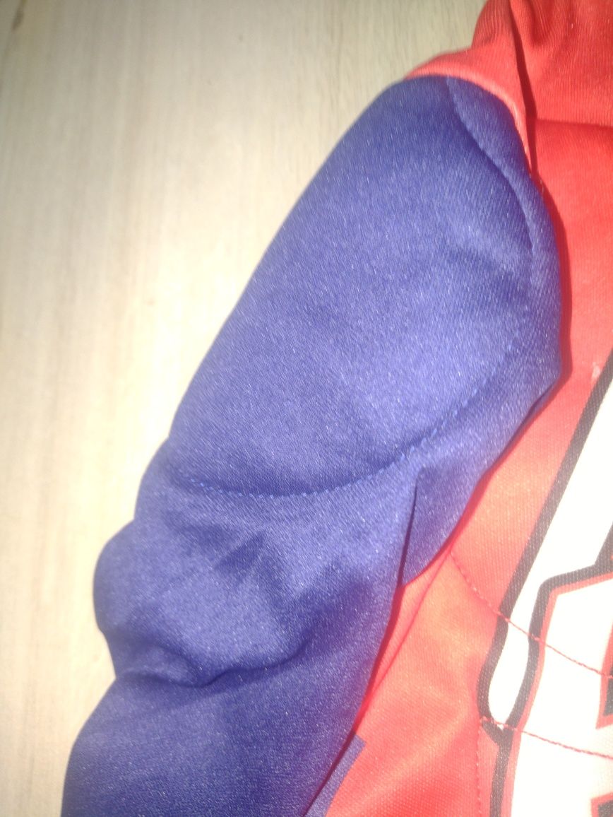 Kostium Super Hero Heros  Rozmiar 98-104 strój przebranie karnawałowe